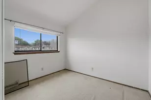 10156 W Kiehnau Ave, Milwaukee, WI 53224 - Photo 20