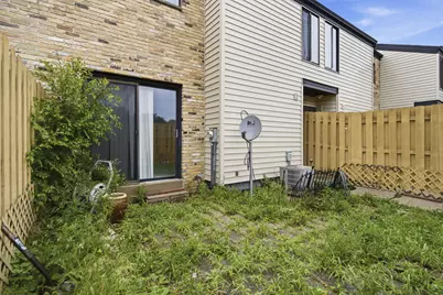 10156 W Kiehnau Ave, Milwaukee, WI 53224 - Photo 4