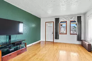 2906 Forest Ave, Two Rivers, WI 54241 - Photo 4