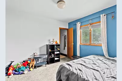 2906  Forest Ave, Two Rivers, WI 54241 - Photo 10