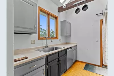 2906  Forest Ave, Two Rivers, WI 54241 - Photo 8