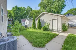 2972 S Wentworth Ave, Milwaukee, WI 53207 - Photo 38