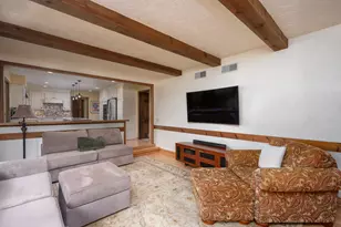 3 Maplewood Ct, Racine, WI 53402 - Photo 8