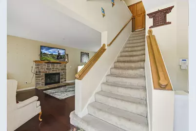 951  River Park Dr, Waukesha, WI 53189 - Photo 4