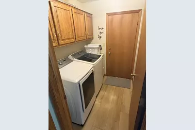 N170W19981  Willow Ridge Dr, Jackson, WI 53037 - Photo 8