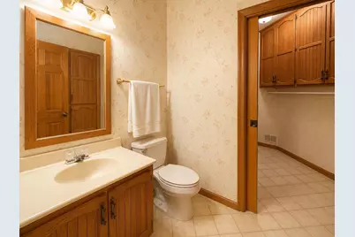 1868  Cypress Dr, Grafton, WI 53024 - Photo 16