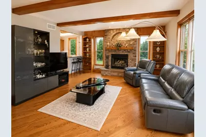 1868  Cypress Dr, Grafton, WI 53024 - Photo 14