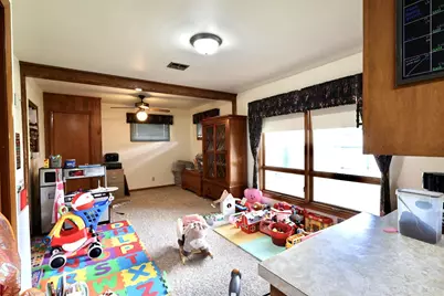 4821  70th St, Kenosha, WI 53142 - Photo 8