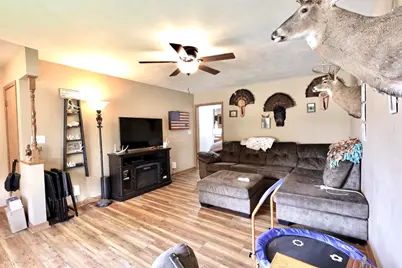 4821  70th St, Kenosha, WI 53142 - Photo 4