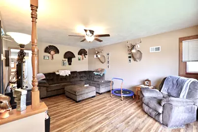 4821  70th St, Kenosha, WI 53142 - Photo 2