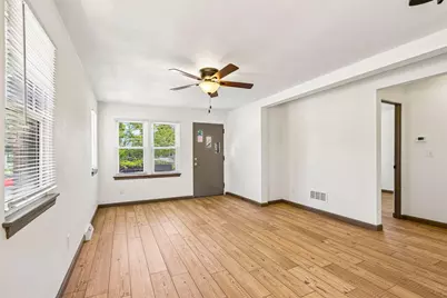 7540  26th Ave, Kenosha, WI 53143 - Photo 8