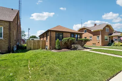 7540  26th Ave, Kenosha, WI 53143 - Photo 6