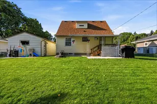 1115 Lawndale Ave, Waukesha, WI 53188 - Photo 32