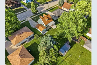 1115  Lawndale Ave, Waukesha, WI 53188 - Photo 36