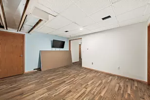 585 Ashley Ave, Port Washington, WI 53074 - Photo 20