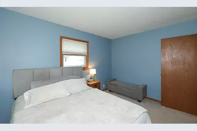 1408 S Emmertsen Rd, Racine, WI 53406 - Photo 16