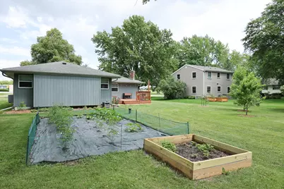 1408 S Emmertsen Rd, Racine, WI 53406 - Photo 30