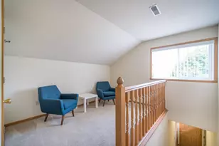 1046 River Pl Blvd, Waukesha, WI 53189 - Photo 4