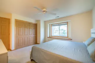 1046 River Pl Blvd, Waukesha, WI 53189 - Photo 14