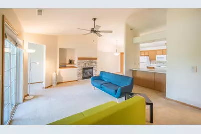 1046  River Place Blvd #8, Waukesha, WI 53189 - Photo 16