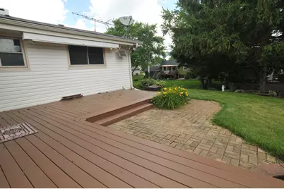 8150 S 58th St, Franklin, WI 53132 - Photo 10