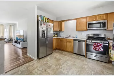 1418  87th St, Kenosha, WI 53143 - Photo 6