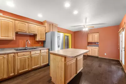 4883  Lois Ln, West Bend, WI 53095 - Photo 10