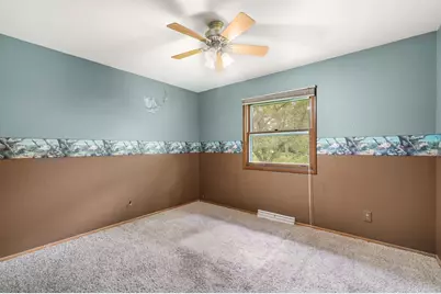 4883  Lois Ln, West Bend, WI 53095 - Photo 12