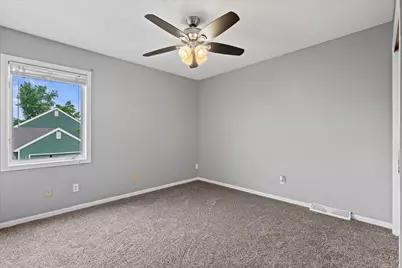 235 W Redding Cir, Belgium, WI 53004 - Photo 20