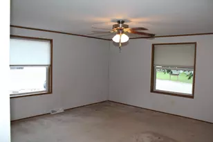 W1211 Hillview Dr, Concord, WI 53178 - Photo 22