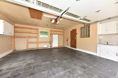 2127 N 122nd St, Wauwatosa, WI 53226 - Photo 38