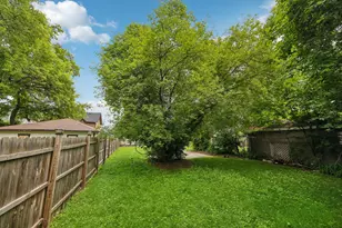 1222 Summit Ave, Racine, WI 53404 - Photo 22