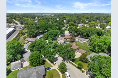 1826  Dewitt Ct, Waukesha, WI 53186 - Photo 36