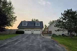 187 Katie Ln, Cashton, WI 54619 - Photo 2