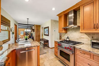21700  Ann Rita Dr, Brookfield, WI 53045 - Photo 4