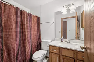 N91w7053 Evergreen Ct, Cedarburg, WI 53012 - Photo 12