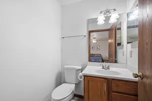 N91w7053 Evergreen Ct, Cedarburg, WI 53012 - Photo 14