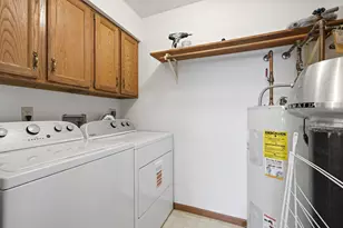 N91w7053 Evergreen Ct, Cedarburg, WI 53012 - Photo 10