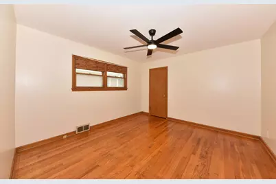 4333 N 62nd St, Milwaukee, WI 53216 - Photo 14
