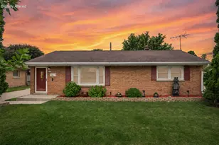 4423 S 61st St, Greenfield, WI 53220 - Photo 2