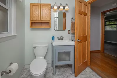 4423 S 61st St, Greenfield, WI 53220 - Photo 10