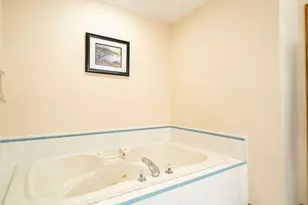 645 Willowick Ct, Brookfield, WI 53045 - Photo 16