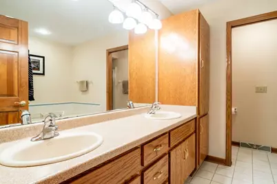 645  Willowick Ct #A, Brookfield, WI 53045 - Photo 20