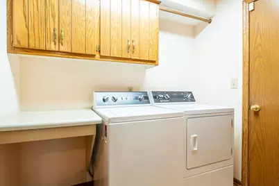 645  Willowick Ct #A, Brookfield, WI 53045 - Photo 18