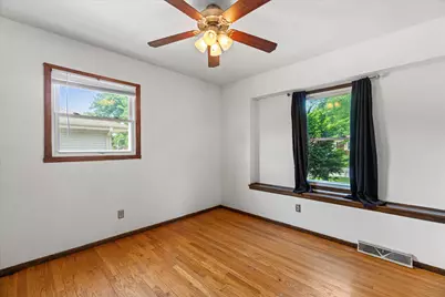 8359 N Celina St, Milwaukee, WI 53224 - Photo 10