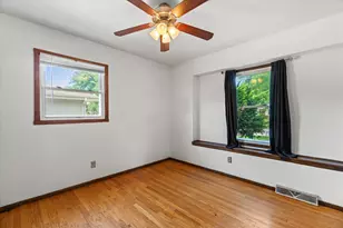 8359 N Celina St, Milwaukee, WI 53224 - Photo 10