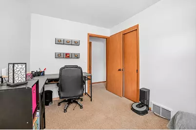W257S2719  Genesee Rd, Waukesha, WI 53188 - Photo 12