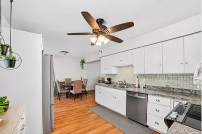 W257S2719  Genesee Rd, Waukesha, WI 53188 - Photo 8
