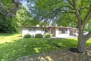 W257S2719 Genesee Rd, Waukesha, WI 53188 - Photo 1