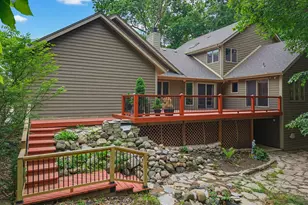 3532 S 121st Ct, Greenfield, WI 53228 - Photo 6
